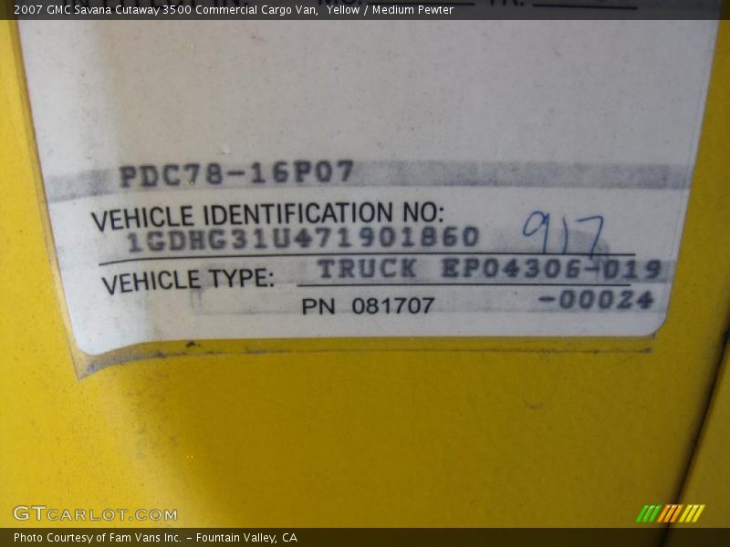 Yellow / Medium Pewter 2007 GMC Savana Cutaway 3500 Commercial Cargo Van