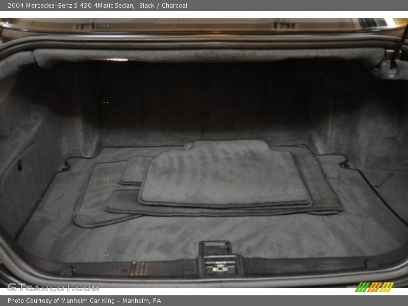  2004 S 430 4Matic Sedan Trunk