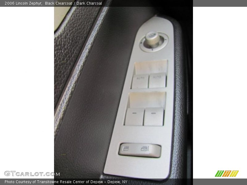Black Clearcoat / Dark Charcoal 2006 Lincoln Zephyr