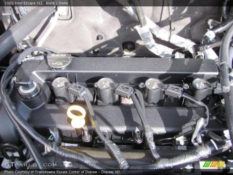  2009 Escape XLS Engine - 2.5 Liter DOHC 16-Valve Duratec 4 Cylinder