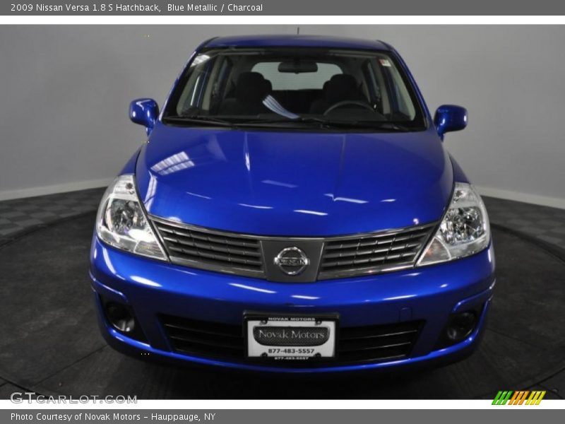 Blue Metallic / Charcoal 2009 Nissan Versa 1.8 S Hatchback