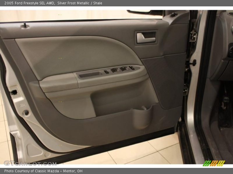 Silver Frost Metallic / Shale 2005 Ford Freestyle SEL AWD
