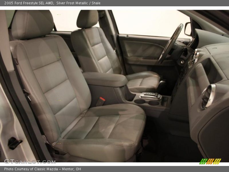  2005 Freestyle SEL AWD Shale Interior