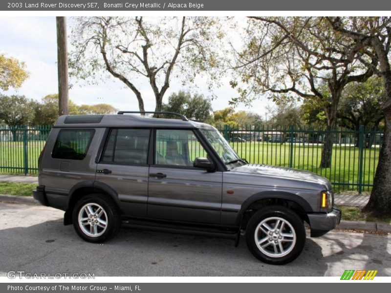 Bonatti Grey Metallic / Alpaca Beige 2003 Land Rover Discovery SE7