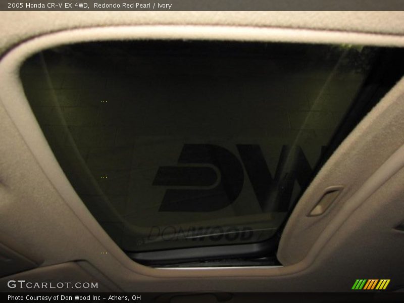 Redondo Red Pearl / Ivory 2005 Honda CR-V EX 4WD