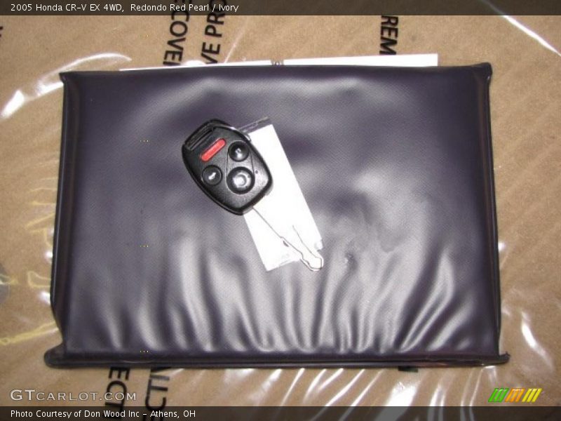 Redondo Red Pearl / Ivory 2005 Honda CR-V EX 4WD