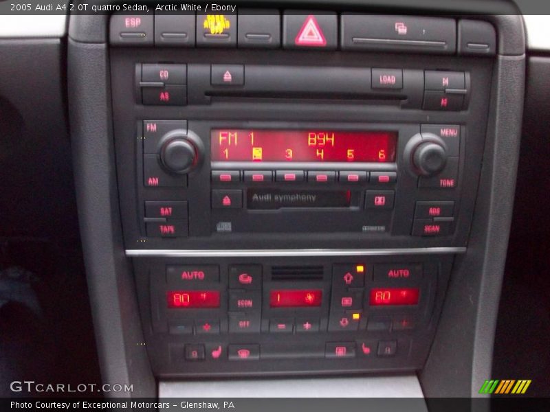 Arctic White / Ebony 2005 Audi A4 2.0T quattro Sedan