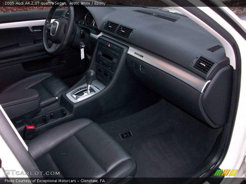 Arctic White / Ebony 2005 Audi A4 2.0T quattro Sedan