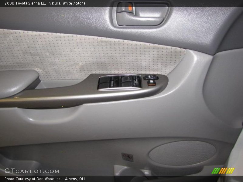 Natural White / Stone 2008 Toyota Sienna LE
