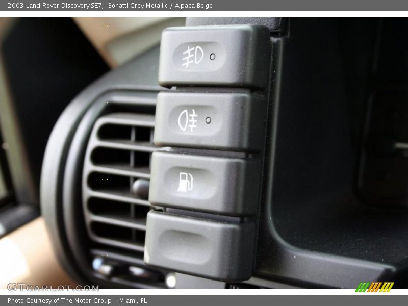 Bonatti Grey Metallic / Alpaca Beige 2003 Land Rover Discovery SE7