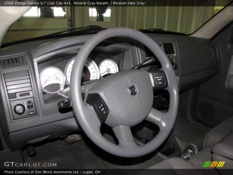 Mineral Gray Metallic / Medium Slate Gray 2006 Dodge Dakota SLT Club Cab 4x4