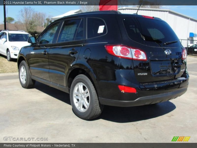 Phantom Black Metallic / Beige 2011 Hyundai Santa Fe SE