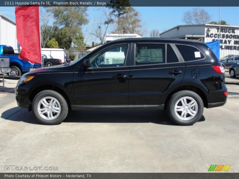Phantom Black Metallic / Beige 2011 Hyundai Santa Fe SE