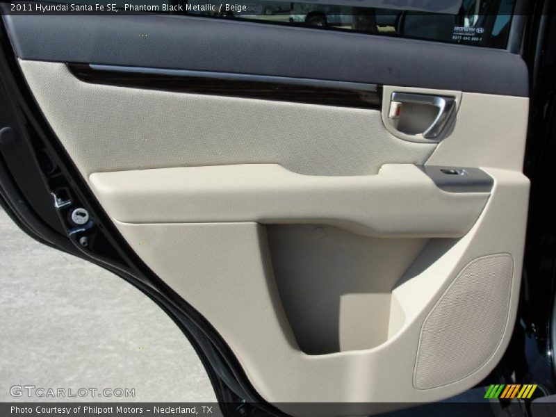 Phantom Black Metallic / Beige 2011 Hyundai Santa Fe SE