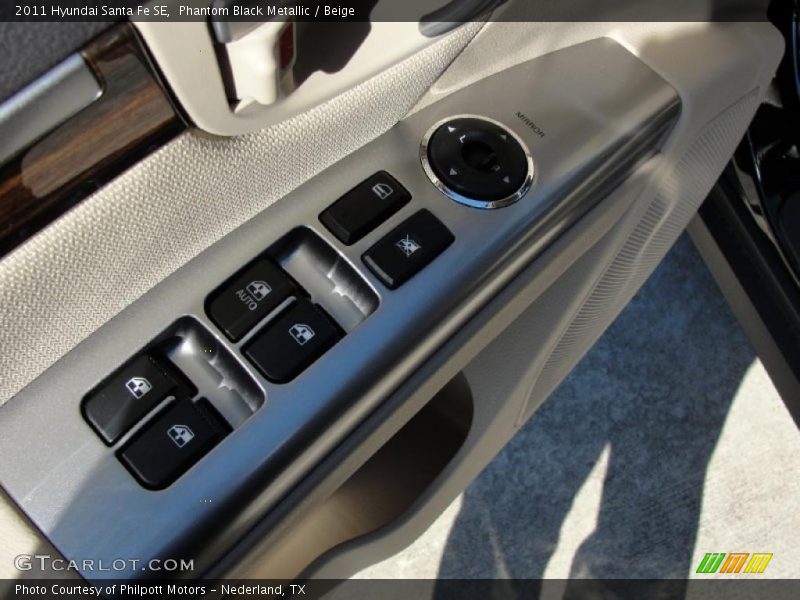 Phantom Black Metallic / Beige 2011 Hyundai Santa Fe SE