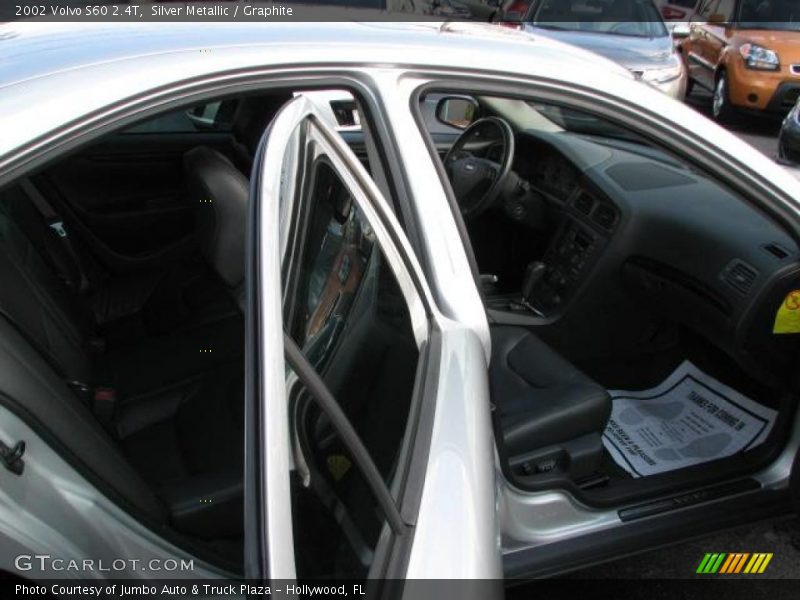 Silver Metallic / Graphite 2002 Volvo S60 2.4T