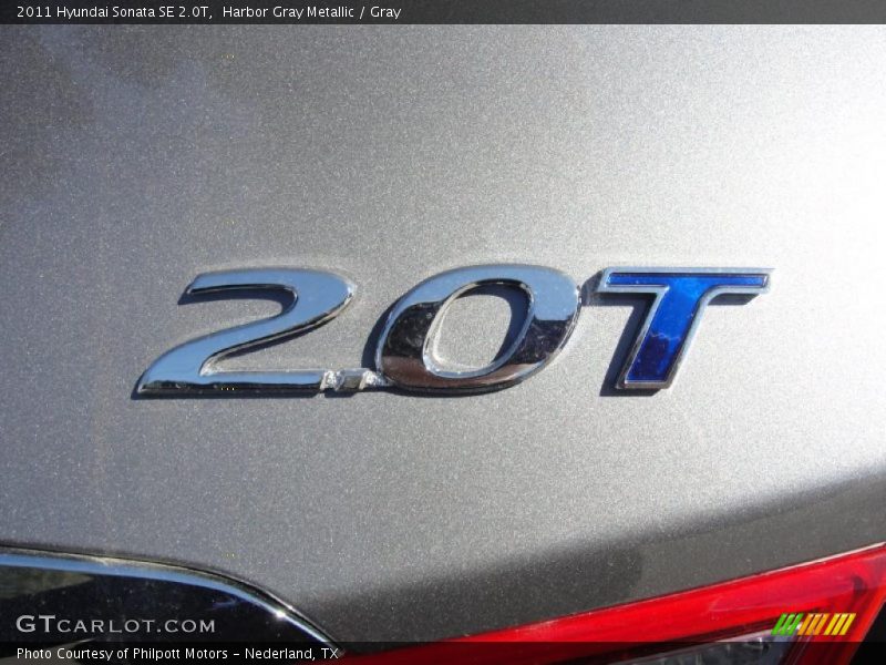  2011 Sonata SE 2.0T Logo