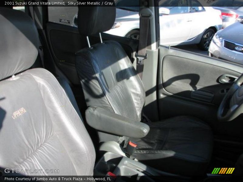 Silky Silver Metallic / Gray 2001 Suzuki Grand Vitara Limited