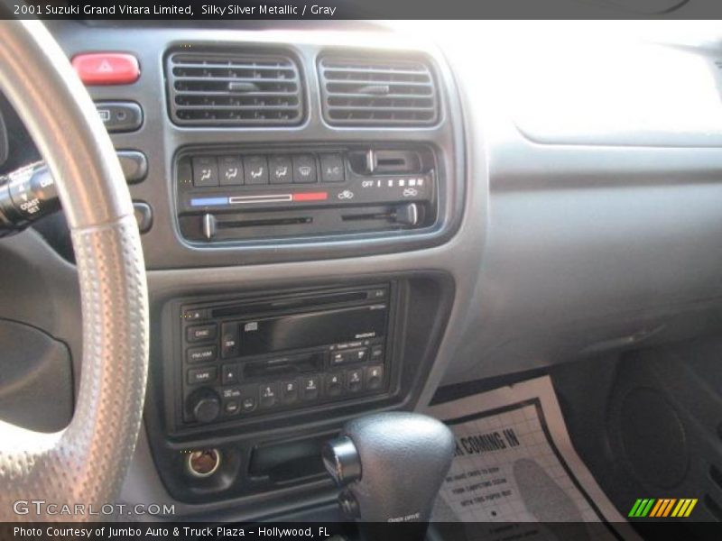 Silky Silver Metallic / Gray 2001 Suzuki Grand Vitara Limited