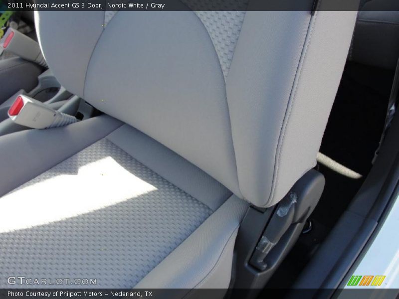 Nordic White / Gray 2011 Hyundai Accent GS 3 Door