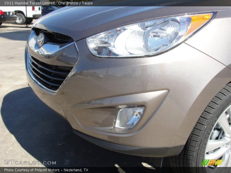 Chai Bronze / Taupe 2011 Hyundai Tucson Limited