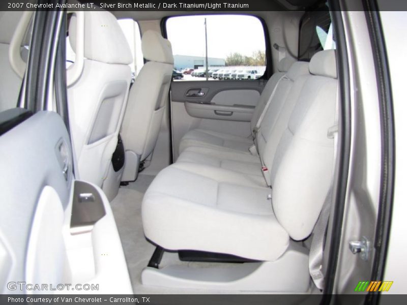 Silver Birch Metallic / Dark Titanium/Light Titanium 2007 Chevrolet Avalanche LT