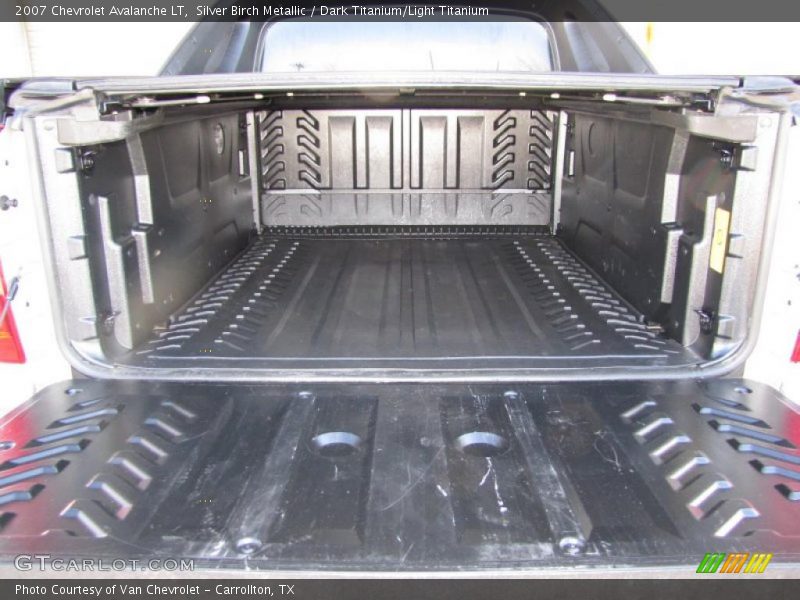 Silver Birch Metallic / Dark Titanium/Light Titanium 2007 Chevrolet Avalanche LT
