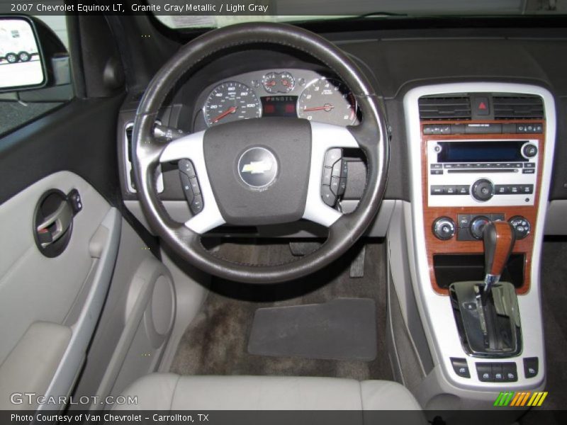 Granite Gray Metallic / Light Gray 2007 Chevrolet Equinox LT