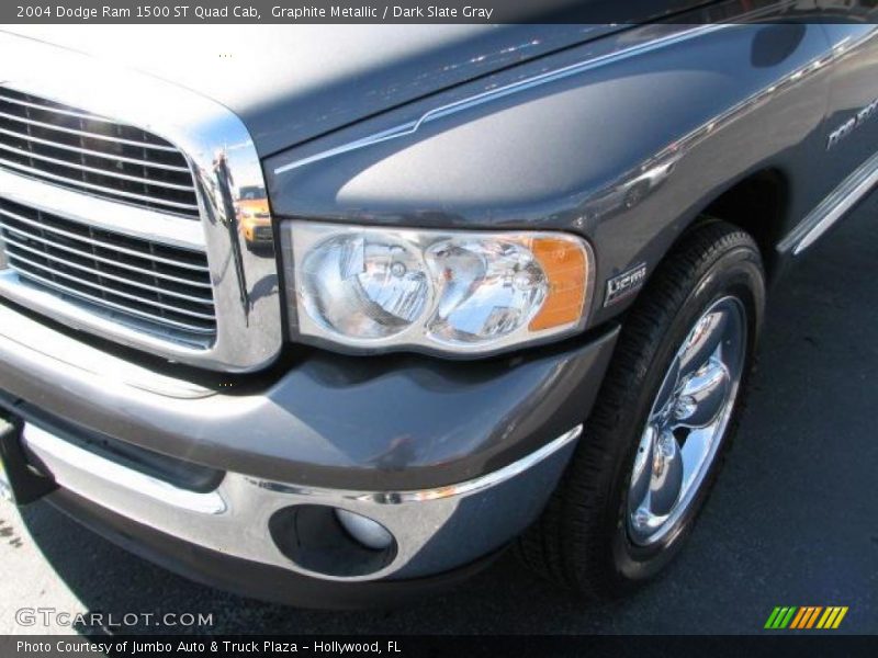 Graphite Metallic / Dark Slate Gray 2004 Dodge Ram 1500 ST Quad Cab