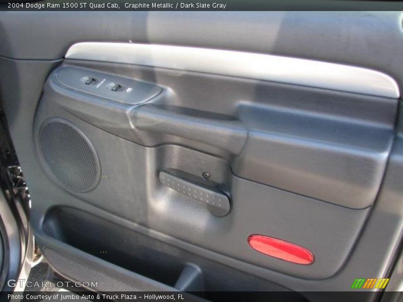 Graphite Metallic / Dark Slate Gray 2004 Dodge Ram 1500 ST Quad Cab