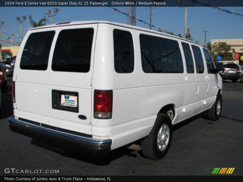 Oxford White / Medium Pebble 2004 Ford E Series Van E350 Super Duty XL 15 Passenger