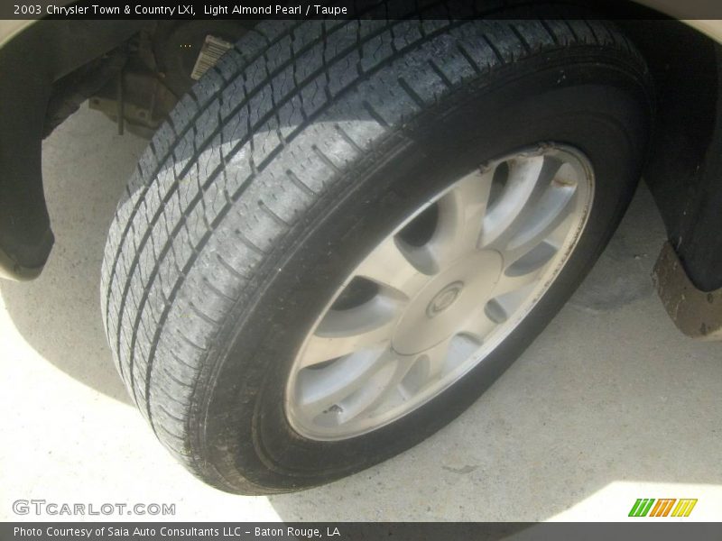 Light Almond Pearl / Taupe 2003 Chrysler Town & Country LXi