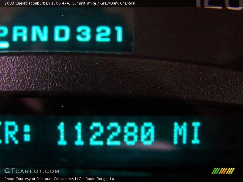 Summit White / Gray/Dark Charcoal 2003 Chevrolet Suburban 1500 4x4