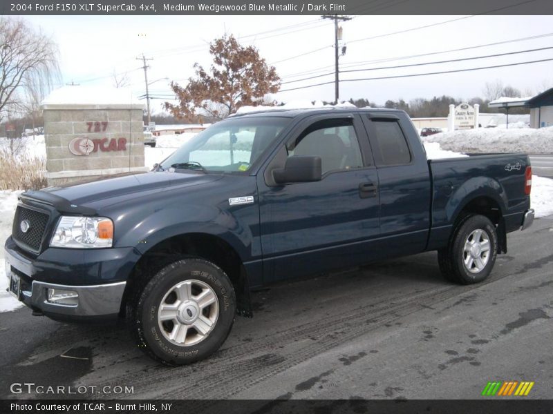 Medium Wedgewood Blue Metallic / Dark Flint 2004 Ford F150 XLT SuperCab 4x4