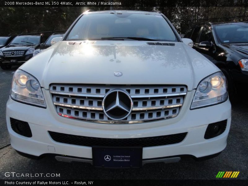 Arctic White / Macadamia 2008 Mercedes-Benz ML 350 4Matic