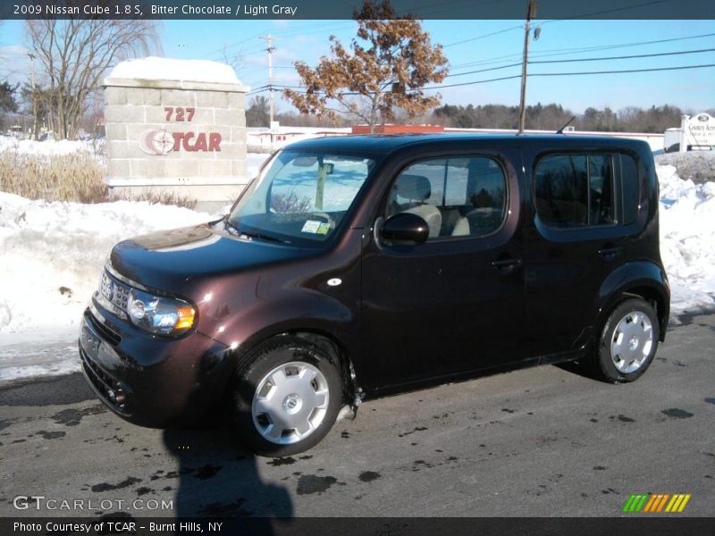 Bitter Chocolate / Light Gray 2009 Nissan Cube 1.8 S