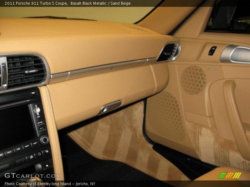  2011 911 Turbo S Coupe Sand Beige Interior