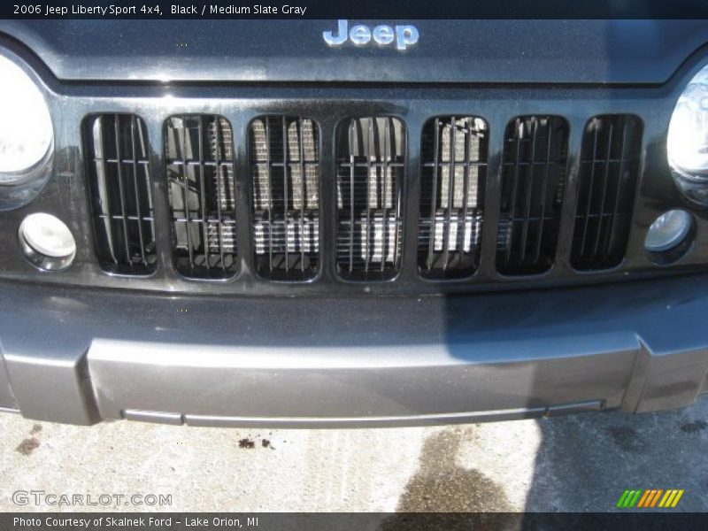 Black / Medium Slate Gray 2006 Jeep Liberty Sport 4x4