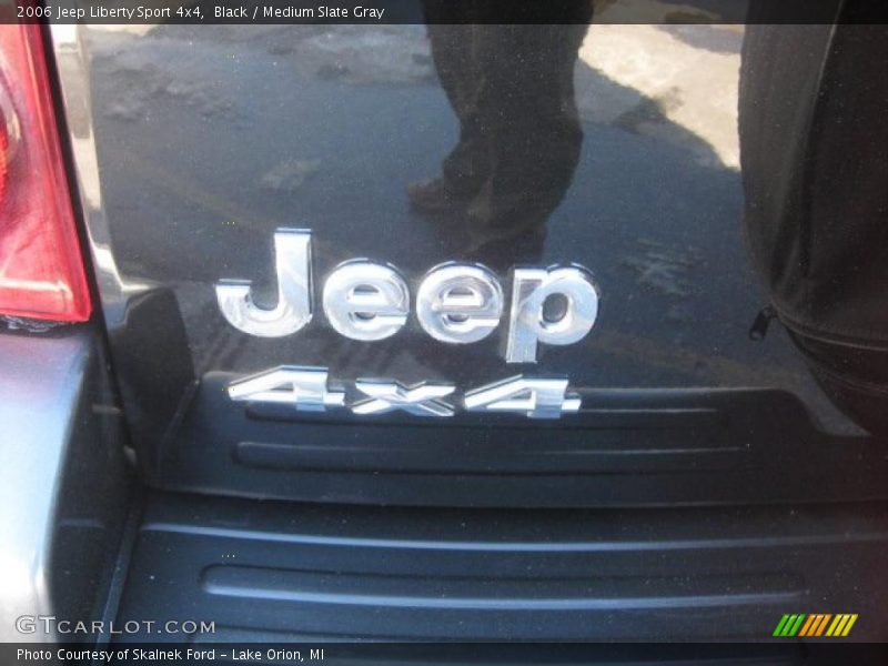 Black / Medium Slate Gray 2006 Jeep Liberty Sport 4x4