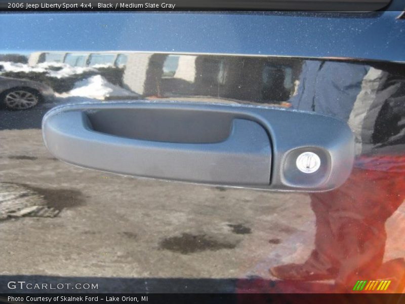 Black / Medium Slate Gray 2006 Jeep Liberty Sport 4x4