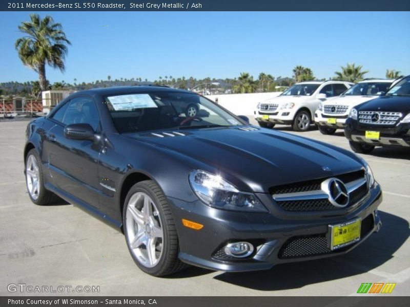 Front 3/4 View of 2011 SL 550 Roadster
