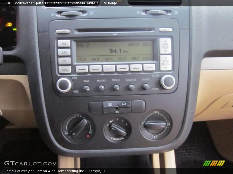 Campanella White / Pure Beige 2006 Volkswagen Jetta TDI Sedan