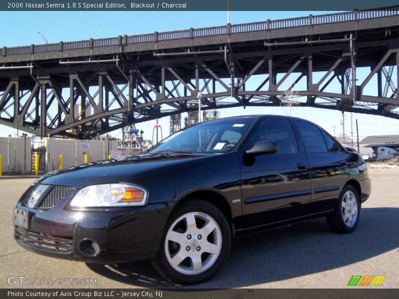 Blackout / Charcoal 2006 Nissan Sentra 1.8 S Special Edition