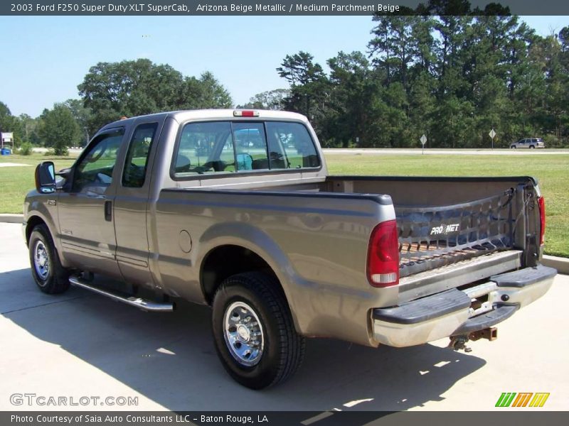 Arizona Beige Metallic / Medium Parchment Beige 2003 Ford F250 Super Duty XLT SuperCab