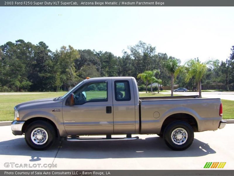 Arizona Beige Metallic / Medium Parchment Beige 2003 Ford F250 Super Duty XLT SuperCab