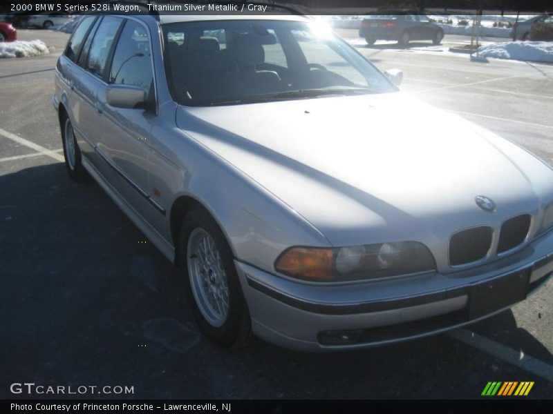 Titanium Silver Metallic / Gray 2000 BMW 5 Series 528i Wagon