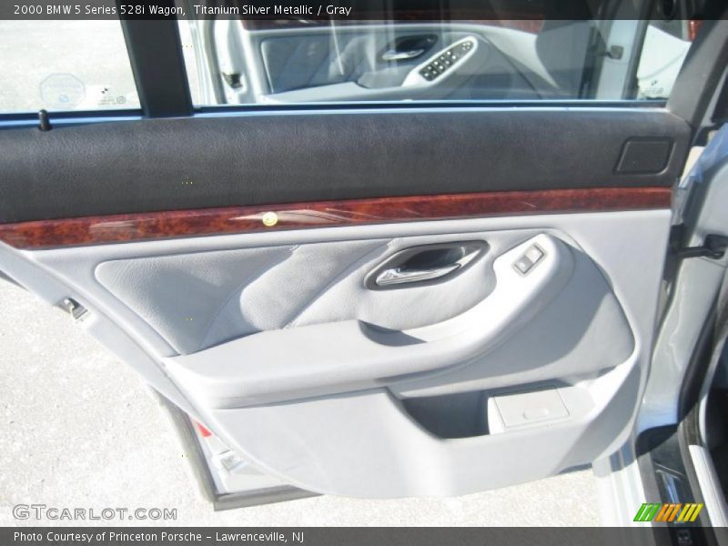 Titanium Silver Metallic / Gray 2000 BMW 5 Series 528i Wagon