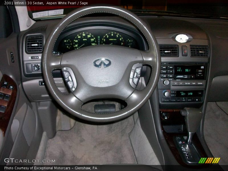 Aspen White Pearl / Sage 2001 Infiniti I 30 Sedan