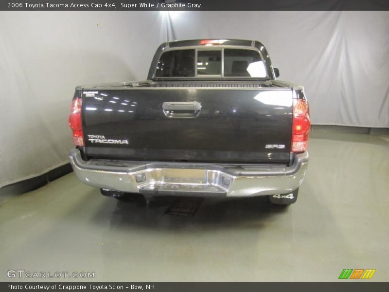 Super White / Graphite Gray 2006 Toyota Tacoma Access Cab 4x4