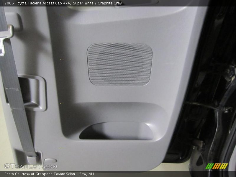 Super White / Graphite Gray 2006 Toyota Tacoma Access Cab 4x4